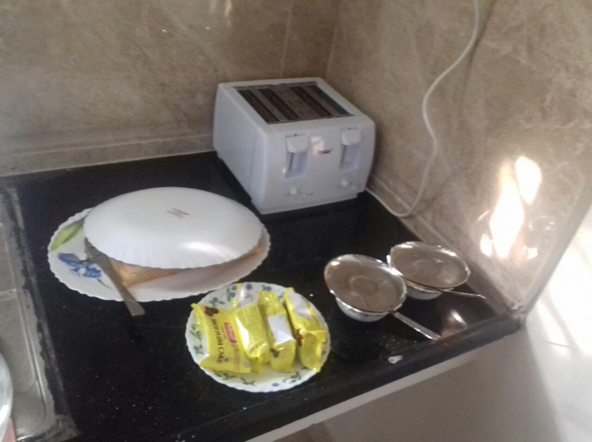 Iris Comfort Inn Csennai Kültér fotó