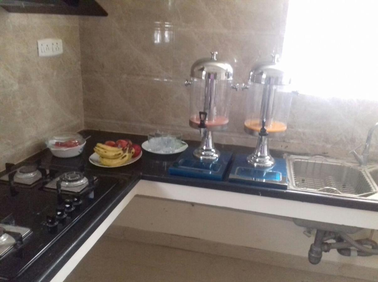 Iris Comfort Inn Csennai Kültér fotó