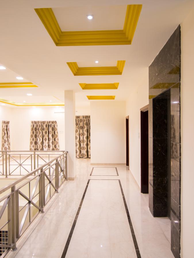 Iris Comfort Inn Csennai Kültér fotó